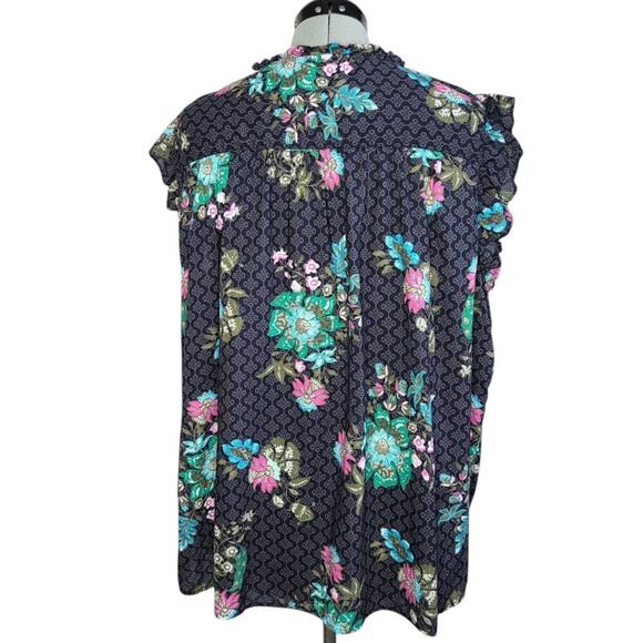 Lane Bryant dark floral print flutter-sleeve ruffle-neck blouse, size 24 - Picture 3 of 8